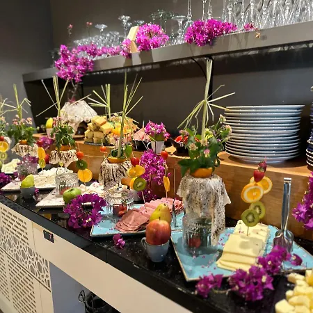 Azuu Bohem 안탈리아