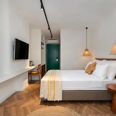 Hotel Azuu Bohem